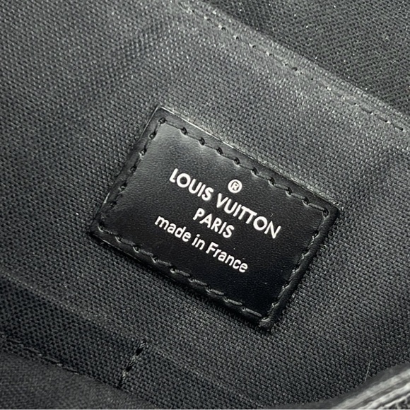 Louis Vuitton Black Checkered Men\'s Bag